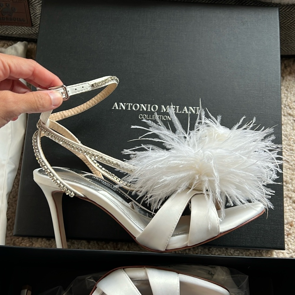 Antonio Melani Aurora feather white heels